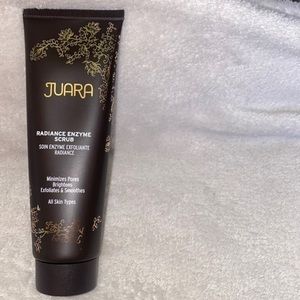 Juara | Radiance Enzyme Scrub -